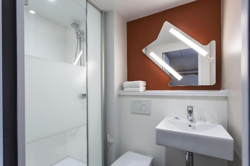 Ibis Budget Senlis Luaran gambar