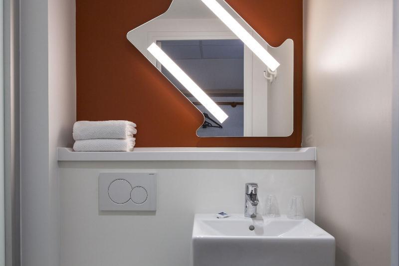 Ibis Budget Senlis Luaran gambar