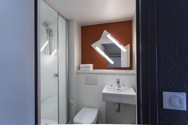Ibis Budget Senlis Luaran gambar
