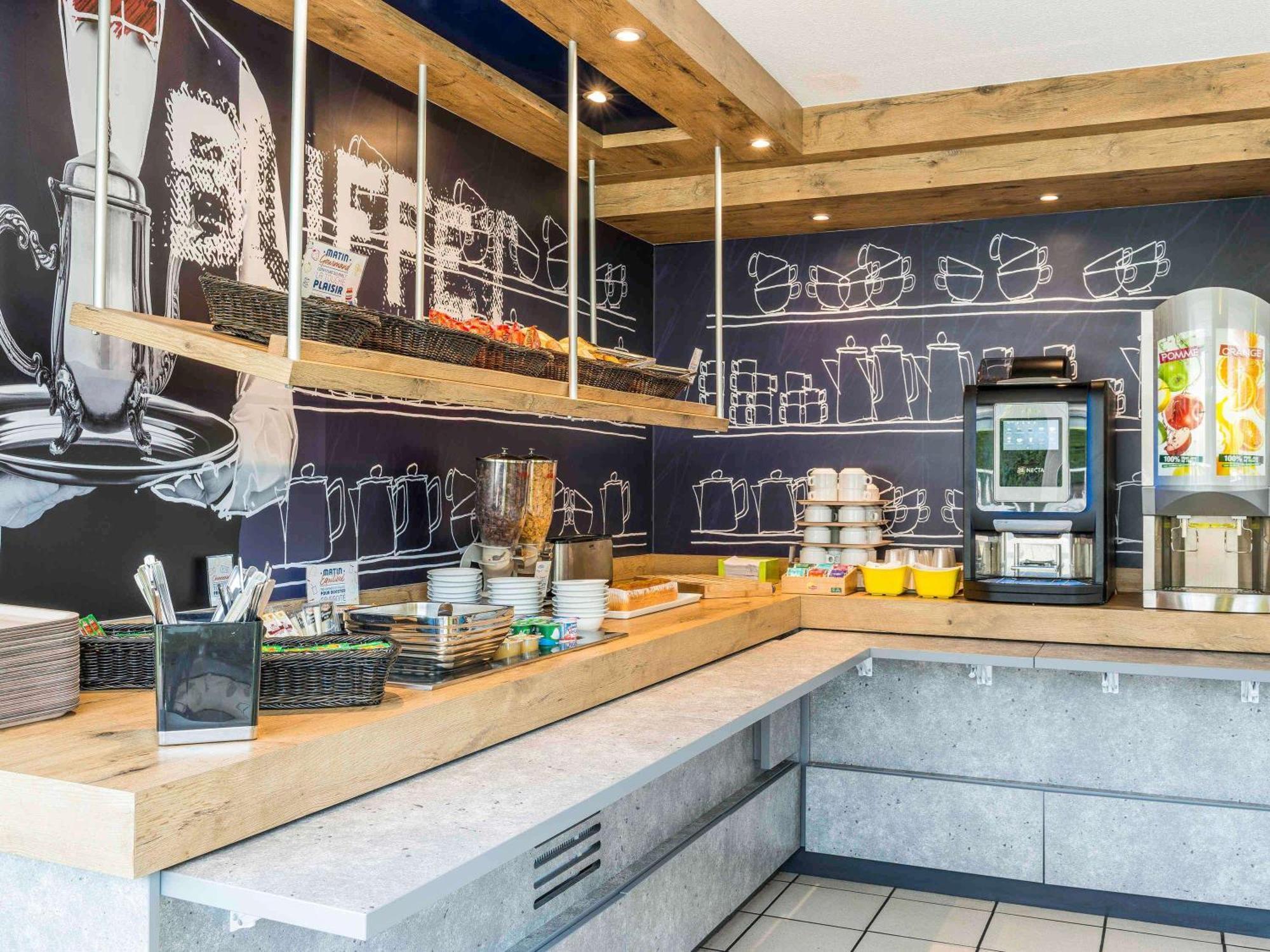 Ibis Budget Senlis Luaran gambar